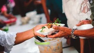 Geld sparen und dabei Gutes tun – die Idee hinter Food Sharing?